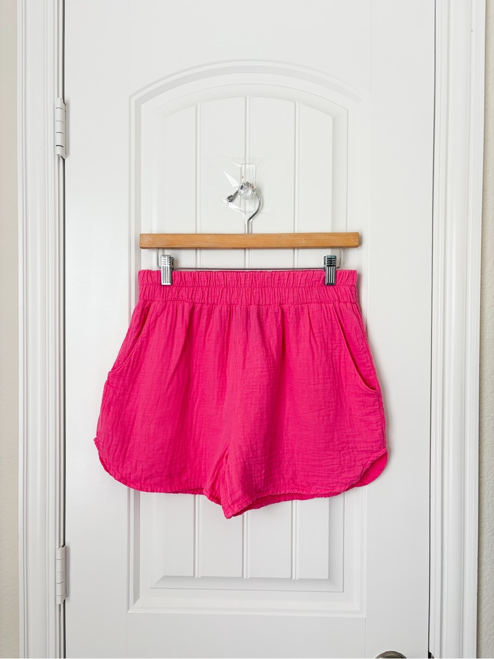 Bobi Los Angeles Gauzy Beach Shorts Pink Size Small